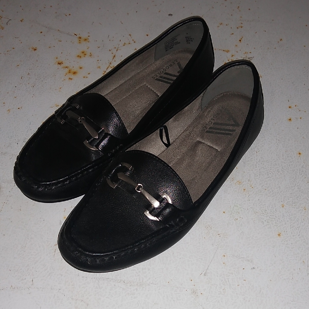 Black Loafers for Women